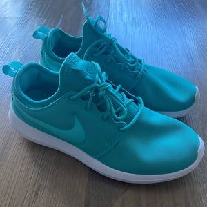 Tiffany Blue Nike 8.5 Women’s Sneakers